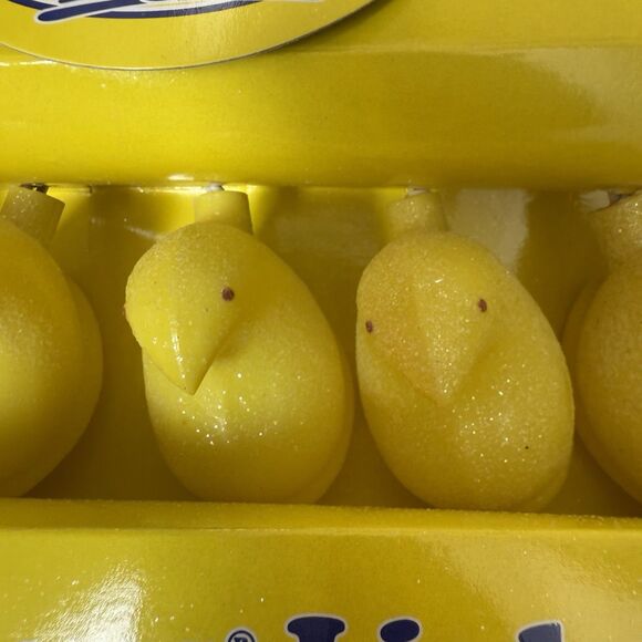 New Peeps Lights 10 Peep Chicks Yellow String Light Set Easter Indoor/Outdoor - Picture 3 of 4